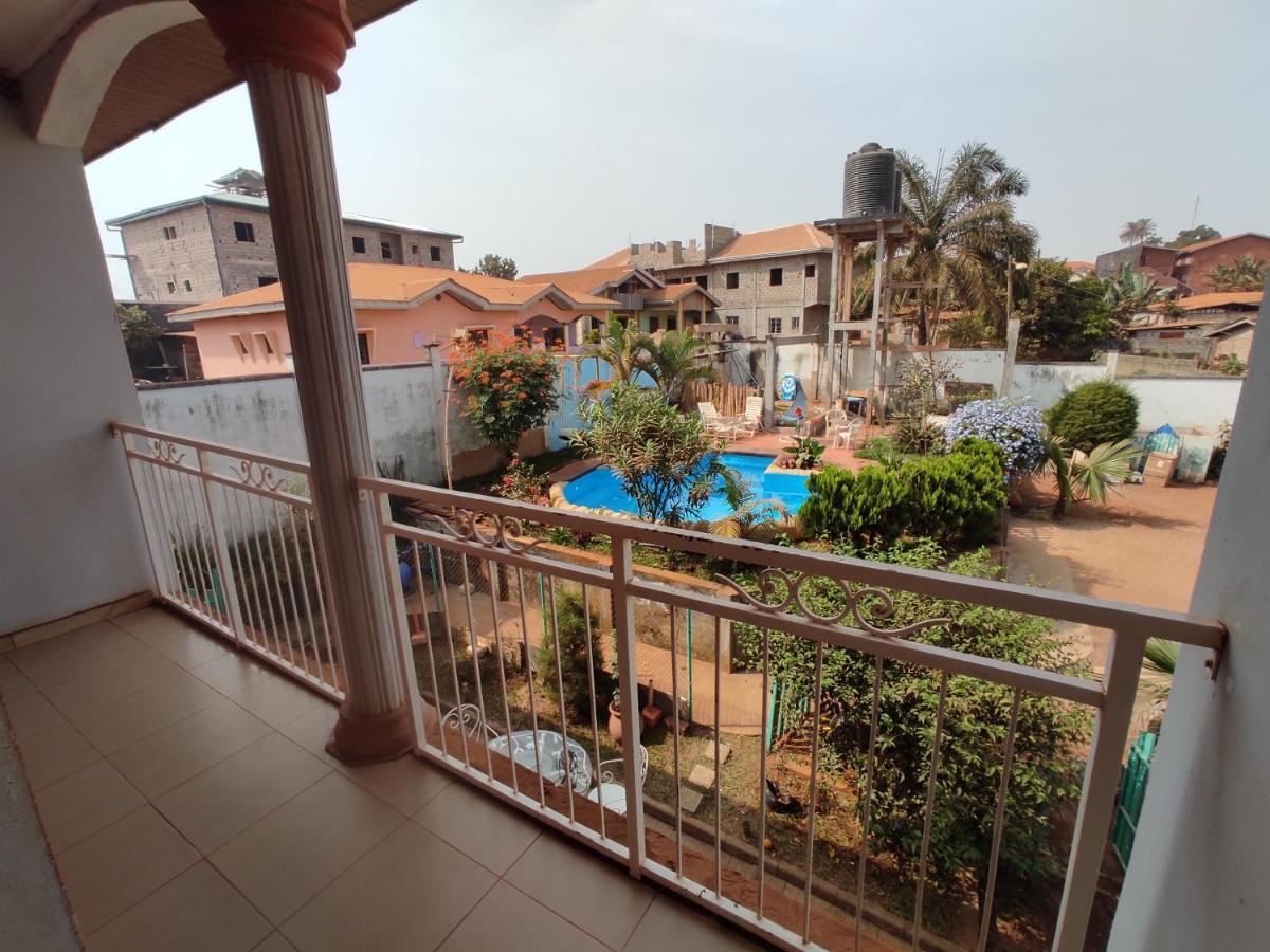 Residence Jardin Tropical Yaounde Bagian luar foto