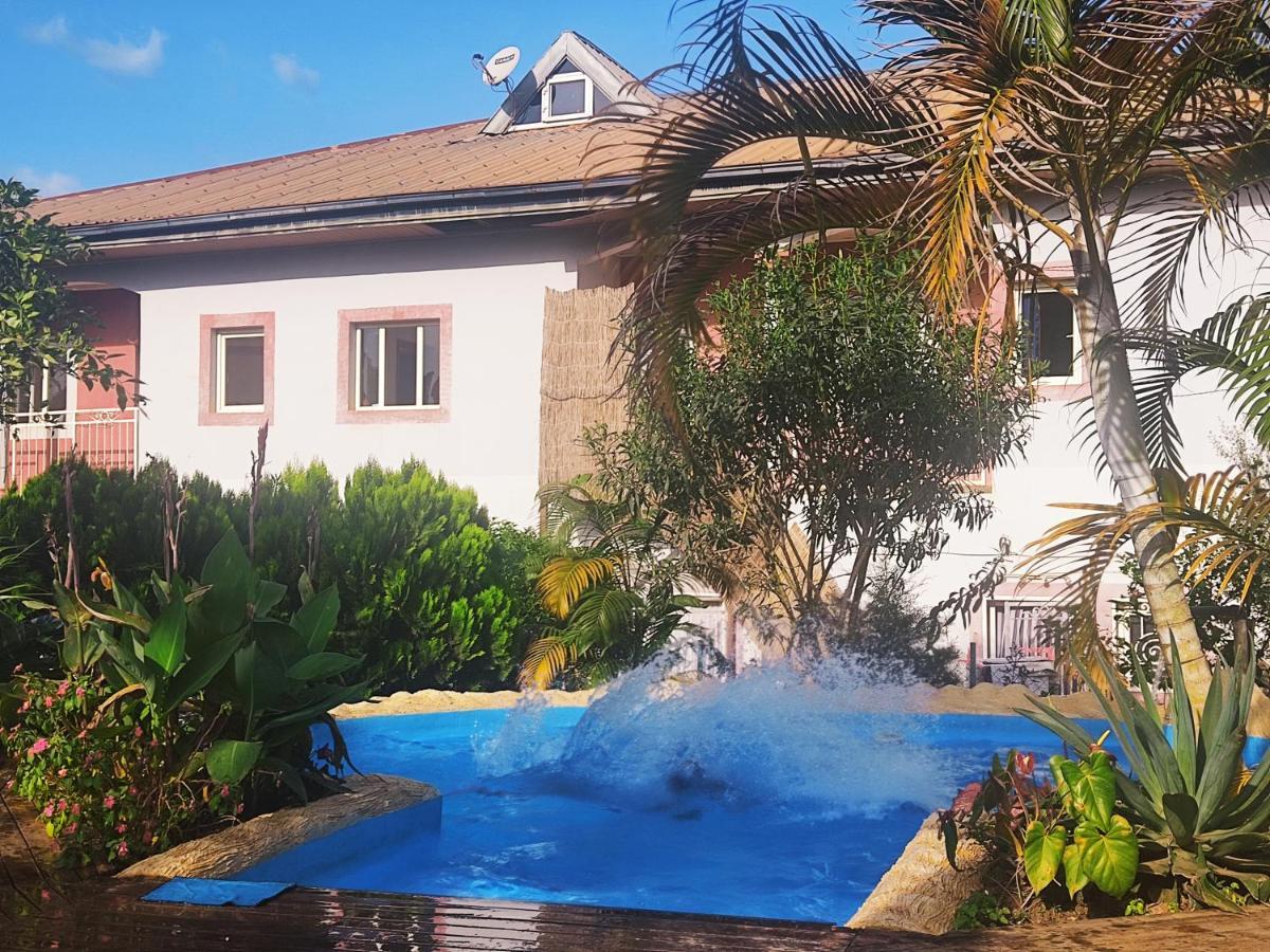 Residence Jardin Tropical Yaounde Bagian luar foto